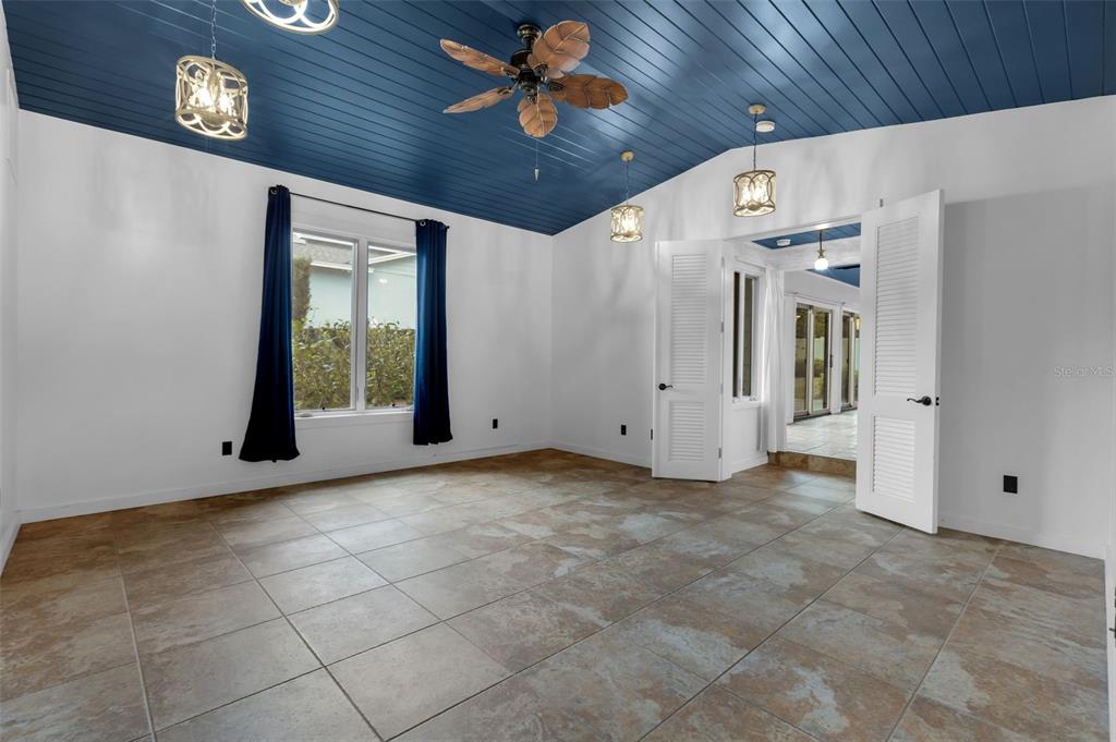 307 West 4th Avenue Windermere, FL 34786 - Photo 38 of 56 a view of a livingroom with a ceiling fan and window