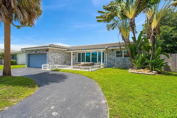 $5,550 | 4100 North 36th Avenue, Hollywood, FL 33021