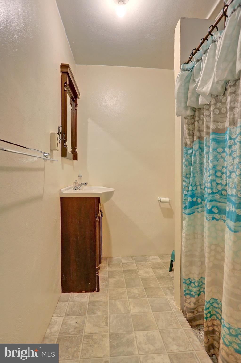 2718 Ridgeview Road Dallastown, PA 17313 - Photo 27 of 39