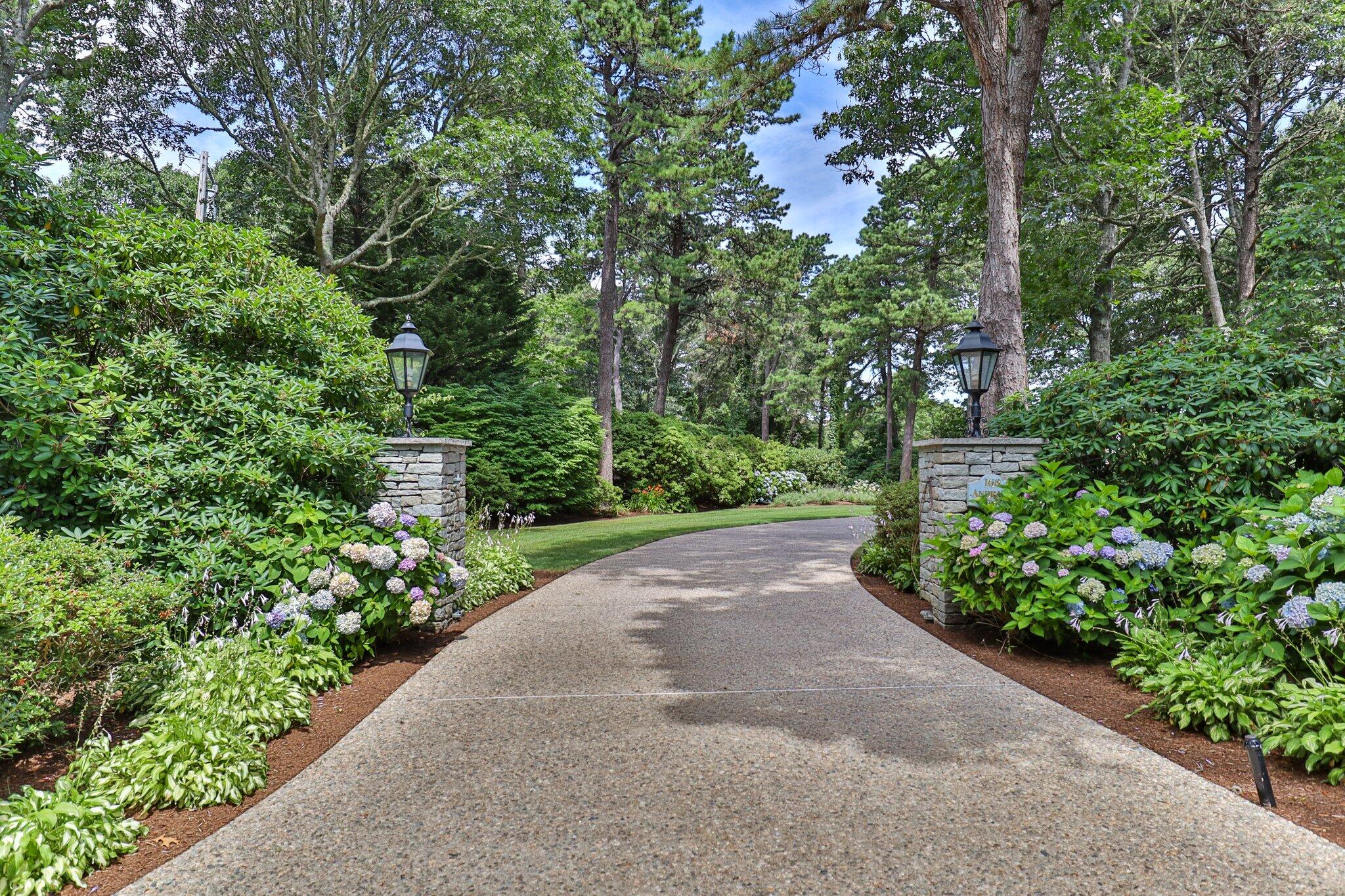 168 Garrison Lane Osterville, MA 02655 - Photo 11 of 58 Approach