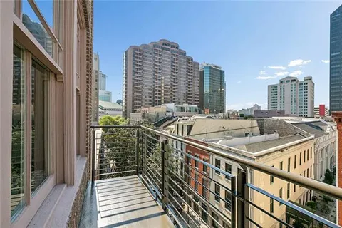 $645,000 | 441 Gravier Street, Unit 10, New Orleans, LA 70130