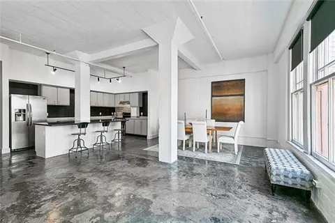 $645,000 | 441 Gravier Street, Unit 10, New Orleans, LA 70130