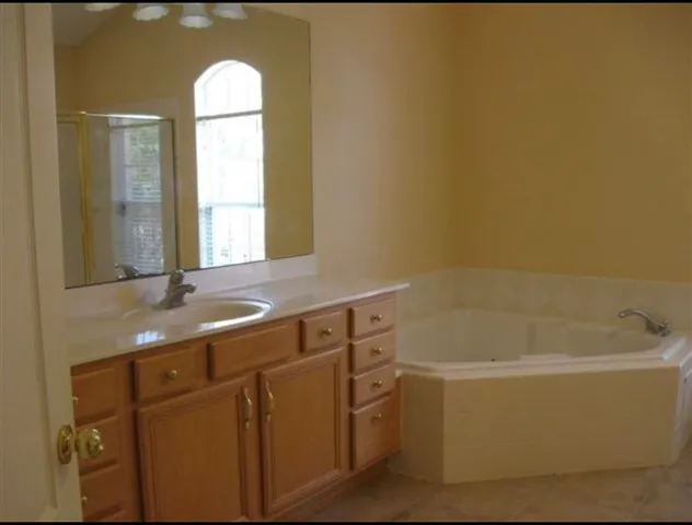 $3,500 | 7771 Cricklewood Drive, Tallahassee, FL 32312