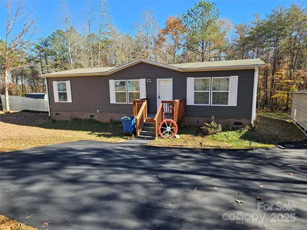 $235,000 | 144 River Breeze Drive, Morganton, NC 28655