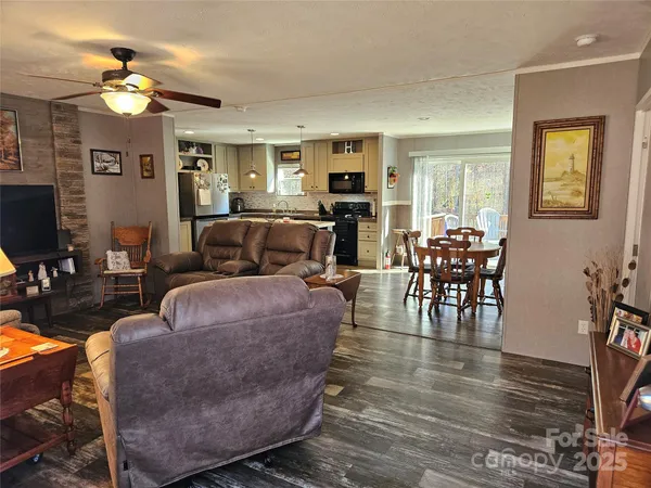 $235,000 | 144 River Breeze Drive, Morganton, NC 28655