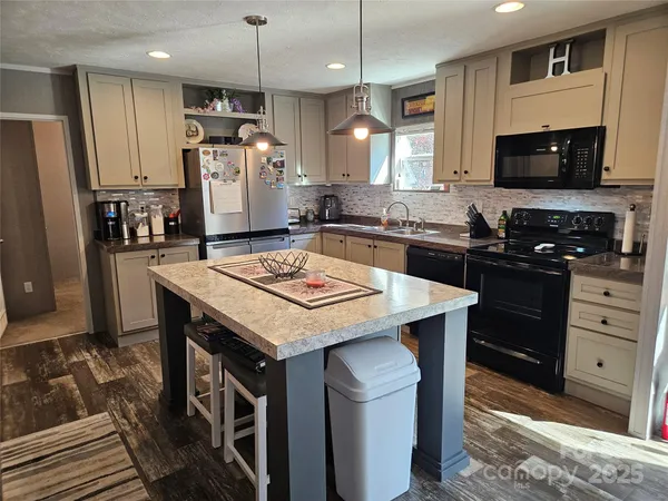 $235,000 | 144 River Breeze Drive, Morganton, NC 28655