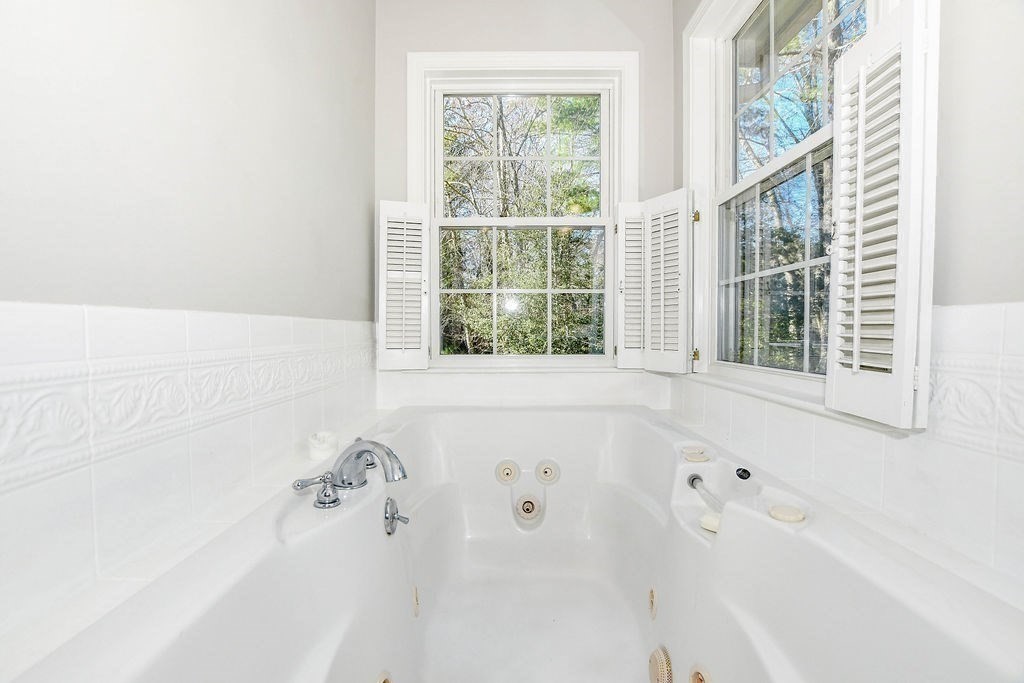4 Olde Logging Road Marion, MA 02738 - Photo 20 of 39
