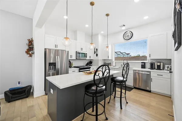 $3,000 | 2502 Tuam Street, Houston, TX 77004