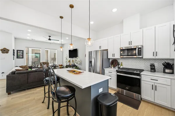 $3,000 | 2502 Tuam Street, Houston, TX 77004