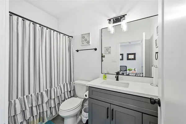 $3,000 | 2502 Tuam Street, Houston, TX 77004