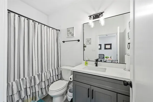 $3,000 | 2502 Tuam Street, Houston, TX 77004