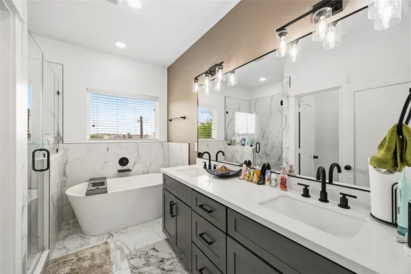 $3,000 | 2502 Tuam Street, Houston, TX 77004