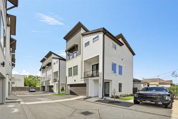 $3,000 | 2502 Tuam Street, Houston, TX 77004