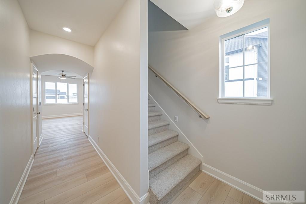 2062 47th Street Ammon, ID 83401 - Photo 13 of 28