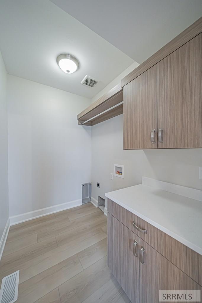 2062 47th Street Ammon, ID 83401 - Photo 14 of 28