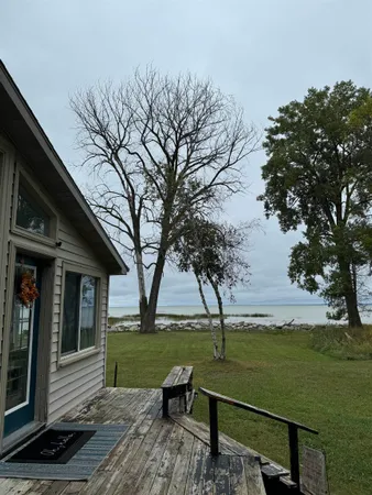 $375,000 | 5204 County Highway North, Oconto, WI 54153