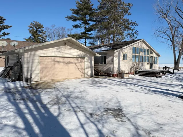 $375,000 | 5204 County Highway North, Oconto, WI 54153