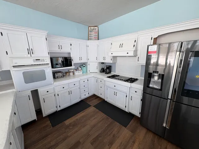 $375,000 | 5204 County Highway North, Oconto, WI 54153