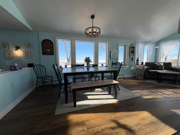 $375,000 | 5204 County Highway North, Oconto, WI 54153