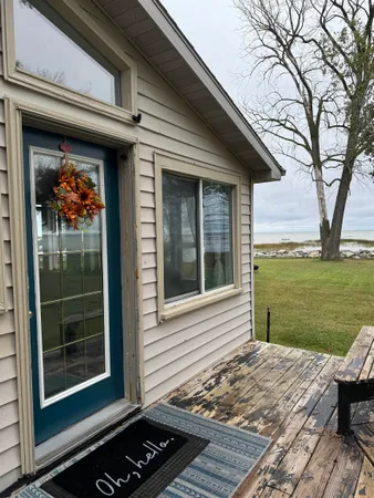 $375,000 | 5204 County Highway North, Oconto, WI 54153