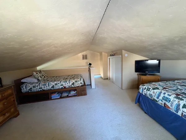 $375,000 | 5204 County Highway North, Oconto, WI 54153