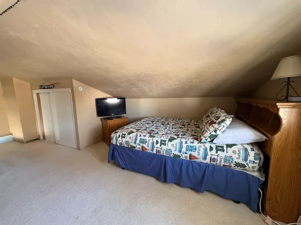 $375,000 | 5204 County Highway North, Oconto, WI 54153