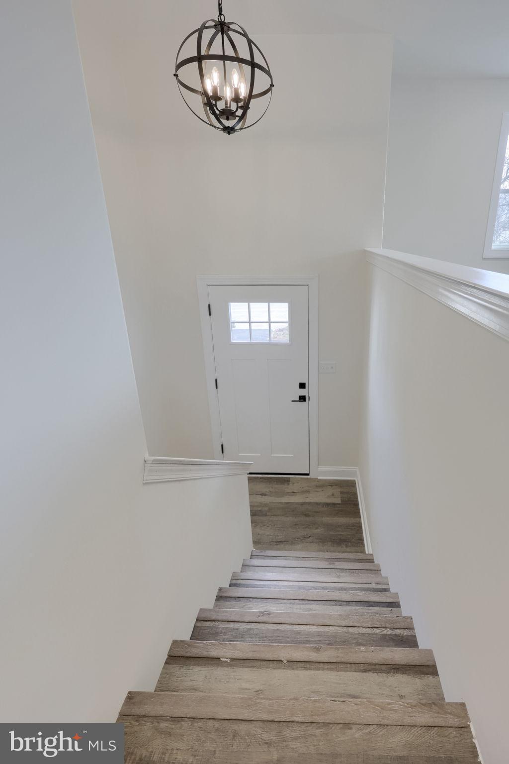 310 Kendale Road Red Lion, PA 17356 - Photo 3 of 42 a view of entryway