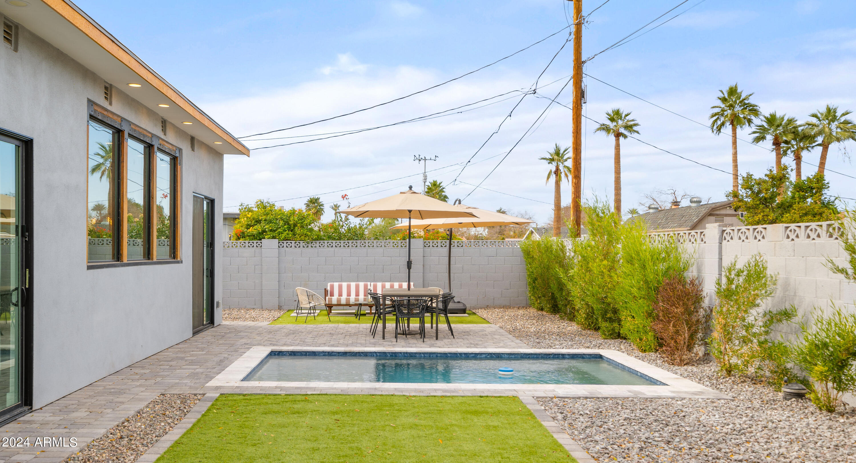208 East Griswold Road Phoenix, AZ 85020 - Photo 16 of 39 backyard5