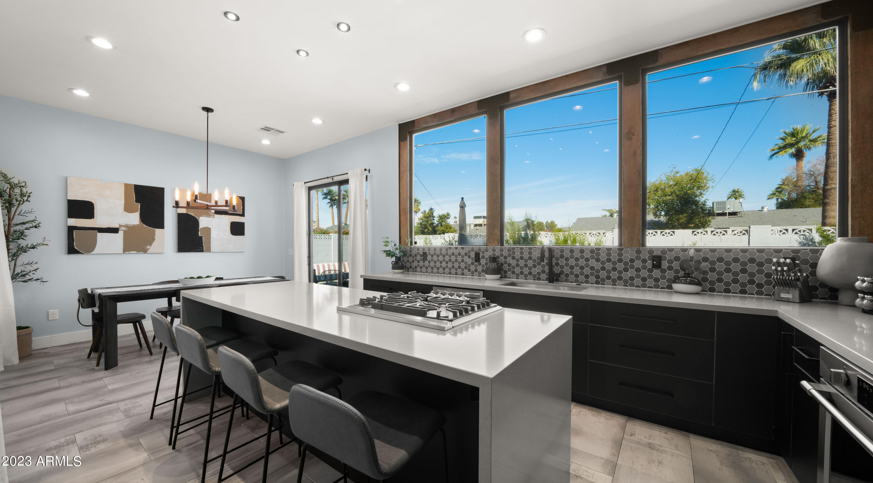 208 East Griswold Road Phoenix, AZ 85020 - Photo 3 of 39 Kitchen4