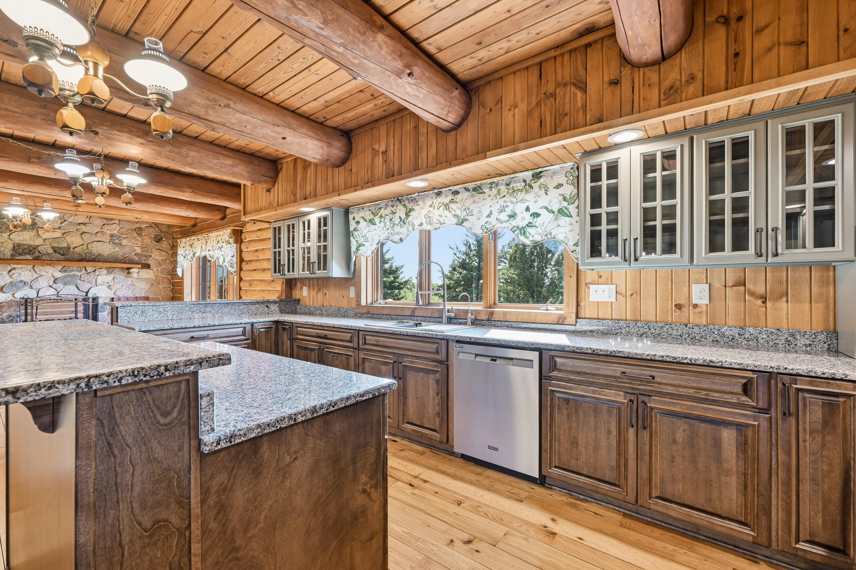 W714 Valley View Road Spring Prairie, WI 53105 - Photo 15 of 58 Kitchen