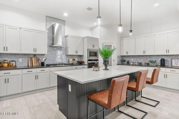 $595,000 | 1843 Cimarron Park Drive, El Paso, TX 79911