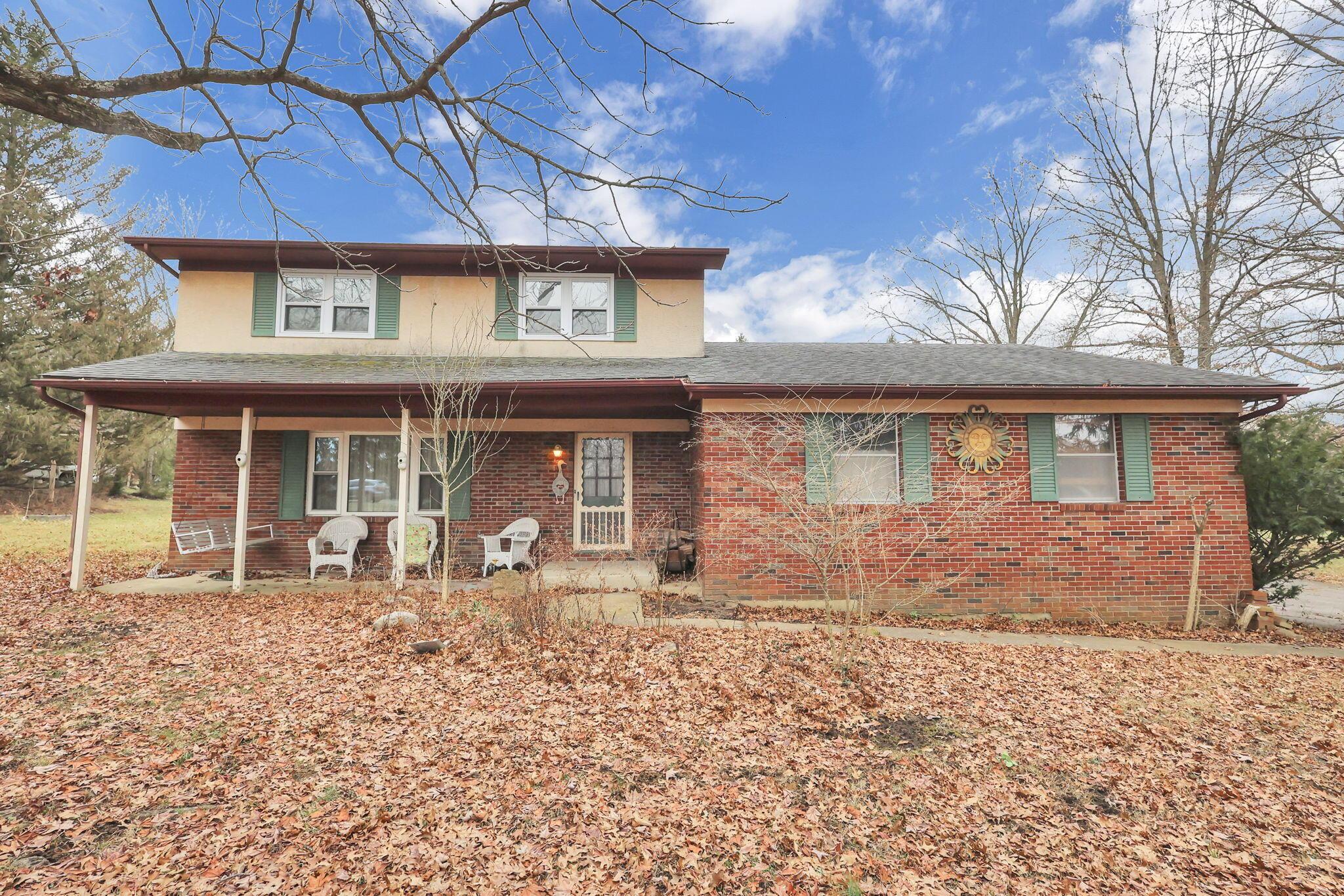 6175 Headley Road Columbus, OH 43230 - Photo 3 of 69 2-web-or-mls-G02A3466 (3) - Copy