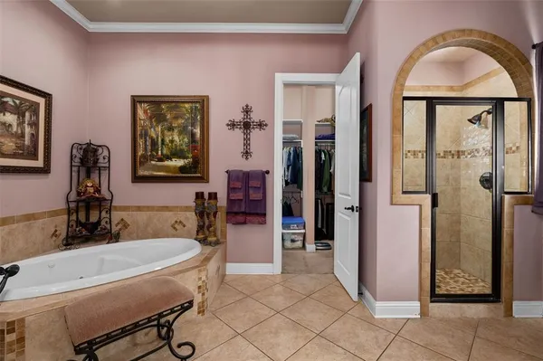 $565,000 | 520 Canterbury Lane, Bossier City, LA 71111
