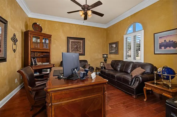 $565,000 | 520 Canterbury Lane, Bossier City, LA 71111