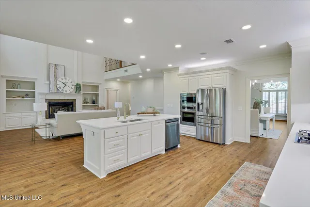 $774,900 | 1106 Pointe Cove, Brandon, MS 39042