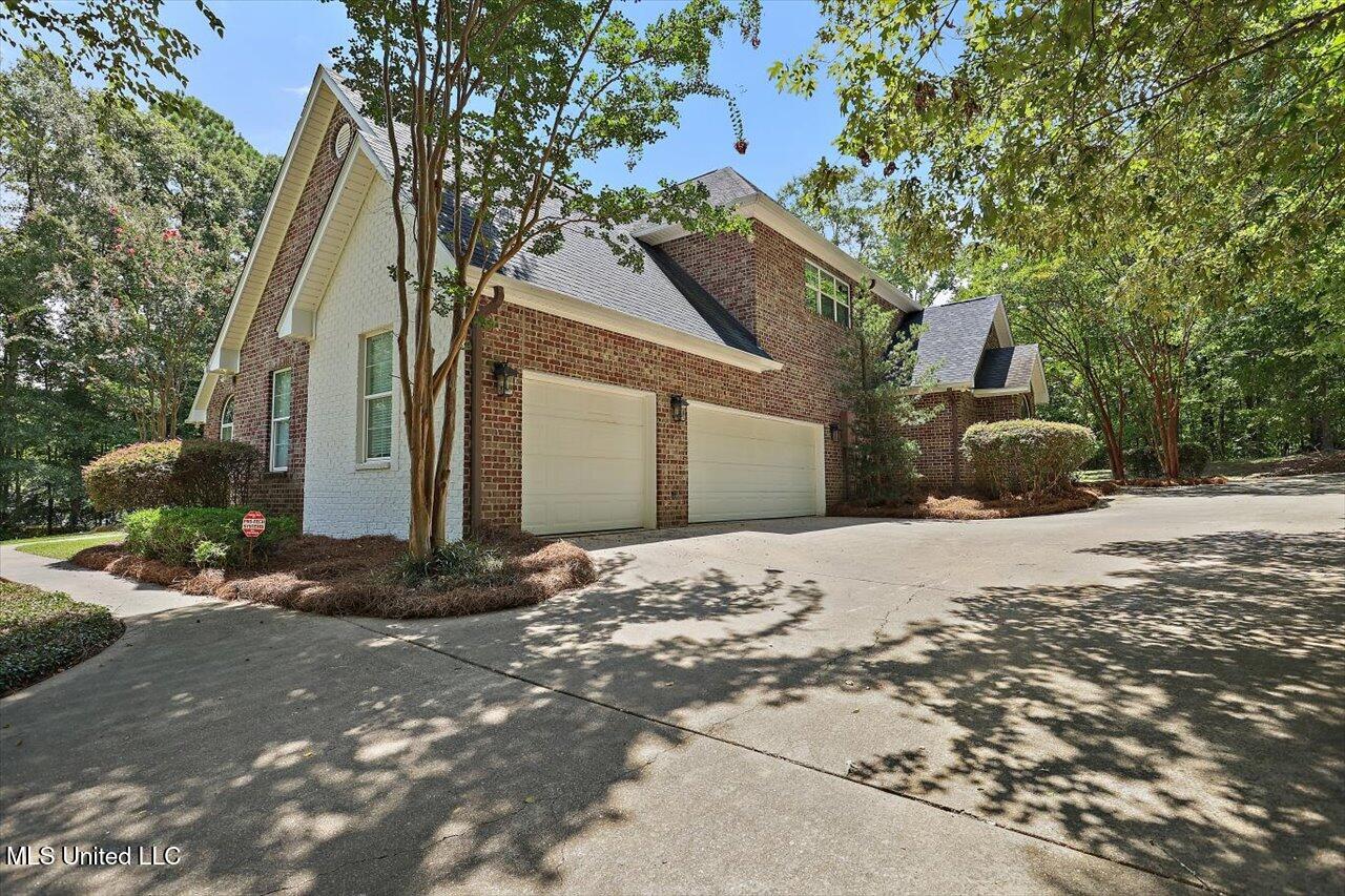 1106 Pointe Cove Brandon, MS 39042 - Photo 4 of 50 04-1106 Pointe Cv