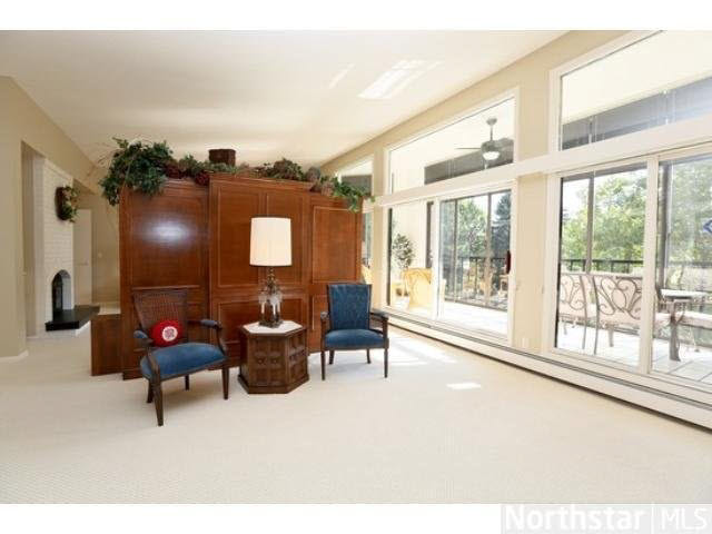5501 Dewey Hill Road, Unit 323 Edina, MN 55439 - Photo 8 of 18