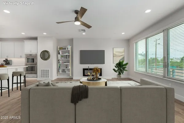 $5,000 | 4525 North 40th Street, Unit 8, Phoenix, AZ 85018