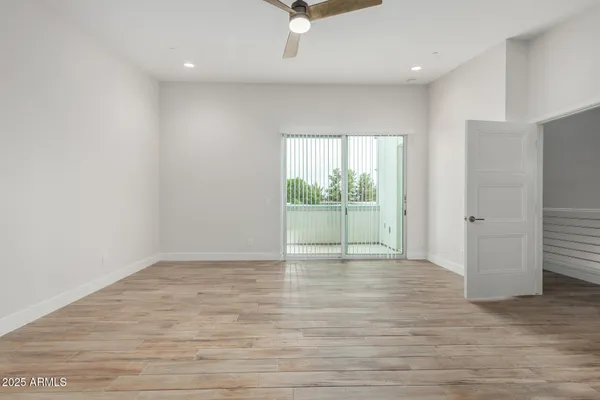 $5,000 | 4525 North 40th Street, Unit 8, Phoenix, AZ 85018