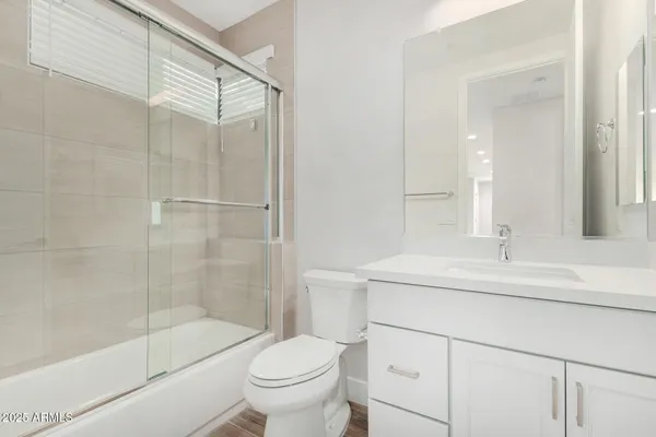 $5,000 | 4525 North 40th Street, Unit 8, Phoenix, AZ 85018