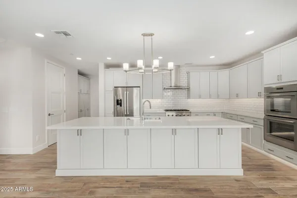 $5,000 | 4525 North 40th Street, Unit 8, Phoenix, AZ 85018