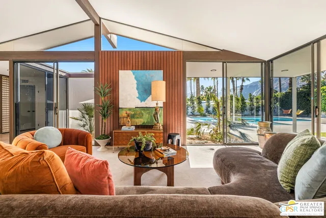 $3,100,000 | 695 North Camino Real, Palm Springs, CA 92262