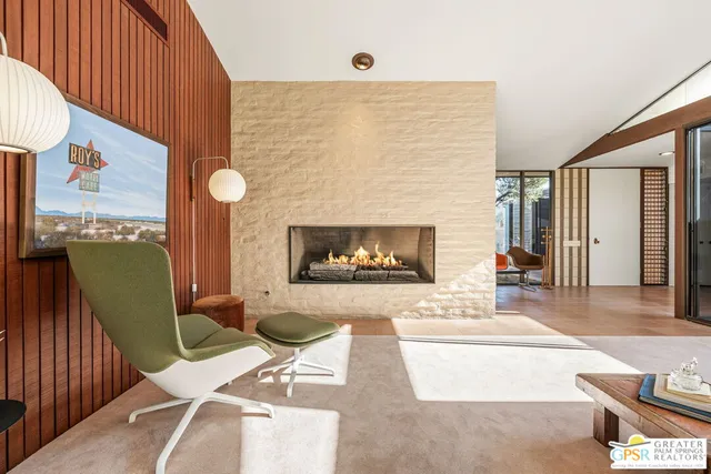 $3,100,000 | 695 North Camino Real, Palm Springs, CA 92262