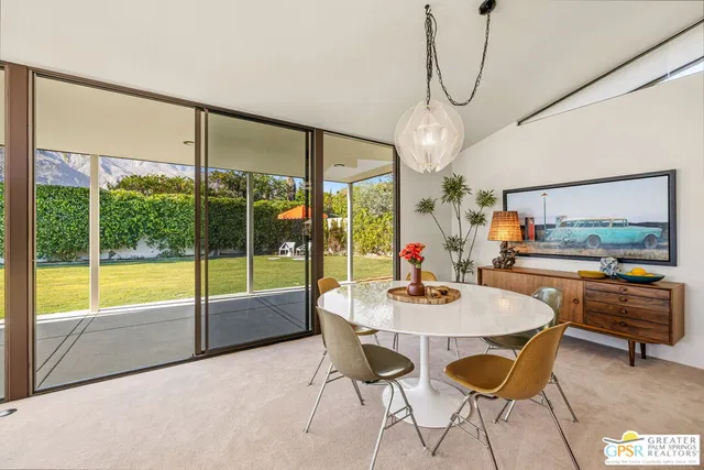 $3,100,000 | 695 North Camino Real, Palm Springs, CA 92262