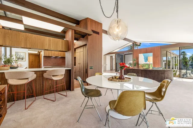 $3,100,000 | 695 North Camino Real, Palm Springs, CA 92262