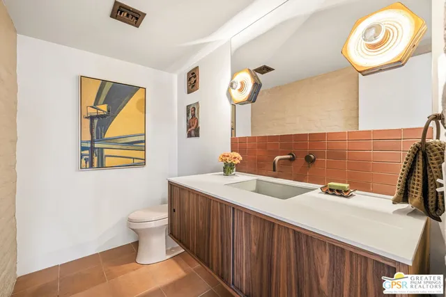 $3,100,000 | 695 North Camino Real, Palm Springs, CA 92262