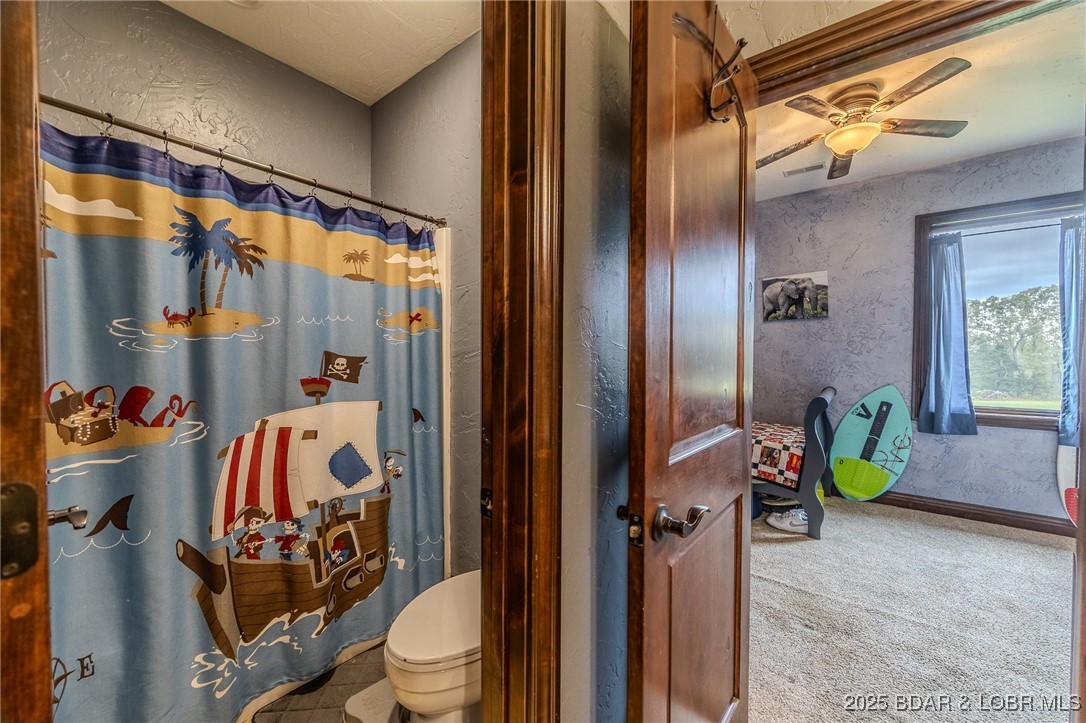 50 Go Ye Ranch Road Brumley, MO 65017 - Photo 29 of 45 Jack and Jill bathroom-Offers a thoughtfully desig