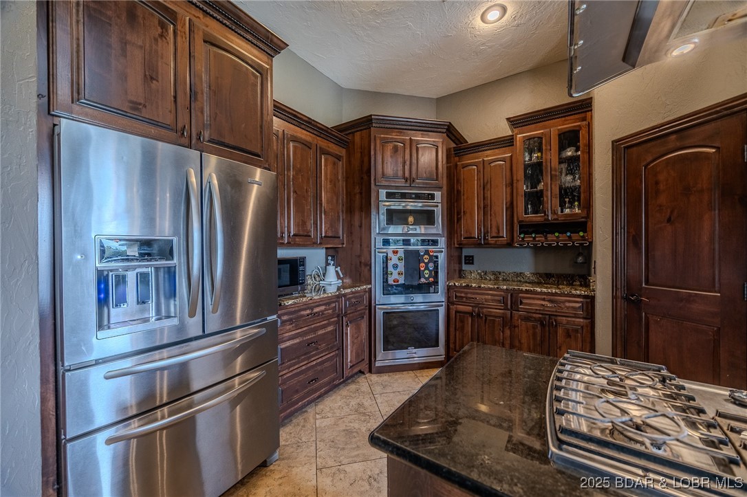 50 Go Ye Ranch Road Brumley, MO 65017 - Photo 9 of 45 Double wall ovens, built in wine rack