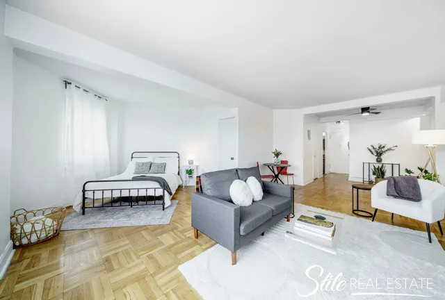 $715,000 | 34 Plaza Street East, Unit 1201 | Prospect Heights