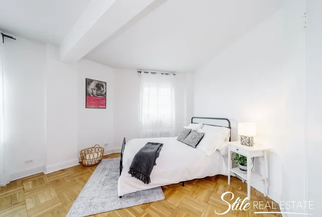 $715,000 | 34 Plaza Street East, Unit 1201 | Prospect Heights